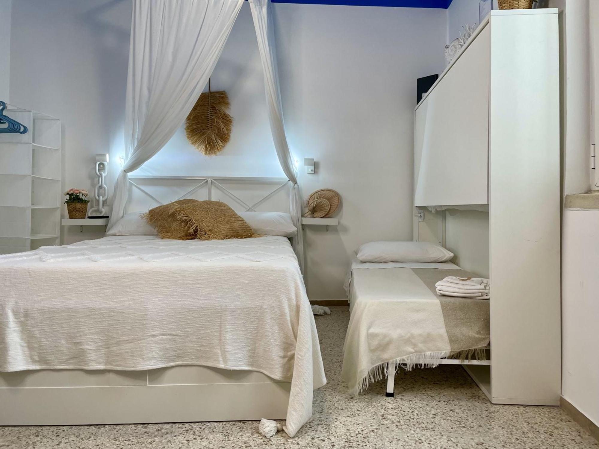 La Casa Del Pescatore N 33 - Porto Di St Spirito Bari Esterno foto